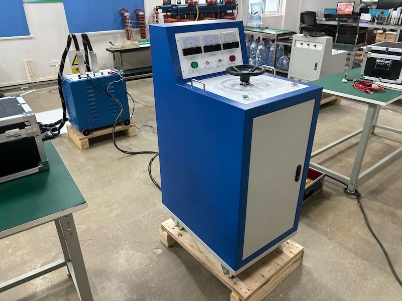 primary current injector