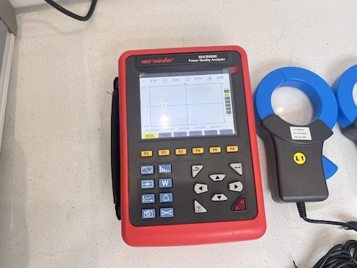 3 phase power quality analyzer