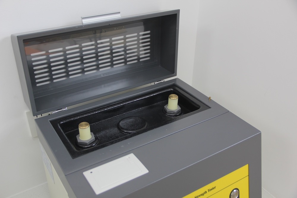 Insulating Oil Dielectric Strength Tester
